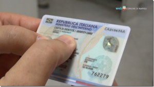 Carta di identità elettronica: ecco come richiederla 